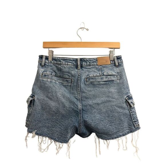 BKE Cargo denim shorts cut-off raw hem size 29 - Picture 2 of 8